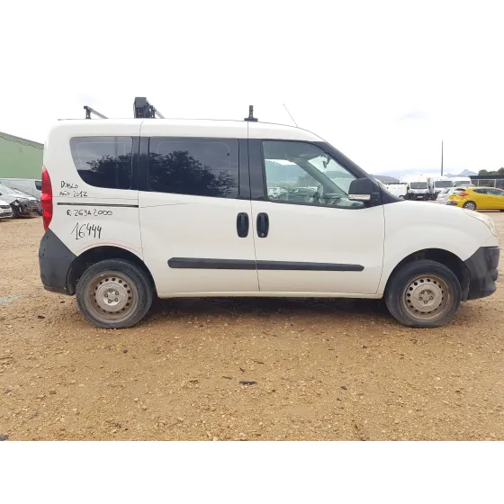Fiat DOBLO AUTOBUS (263_) 2010