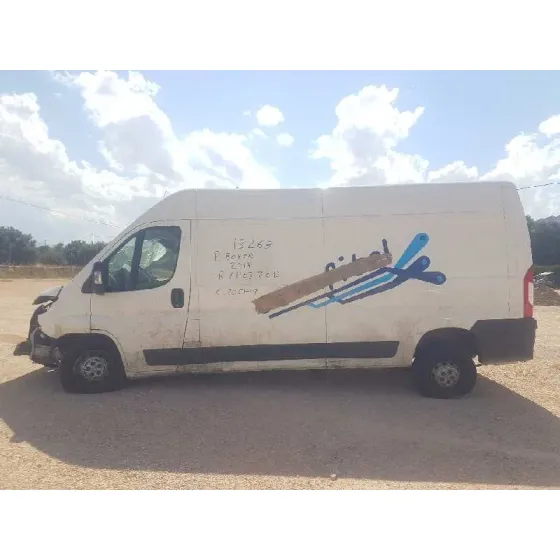 PEUGEOT BOXER FURGON '2018 335 L2H1 PRO BLUEHDI 130 BLANCO