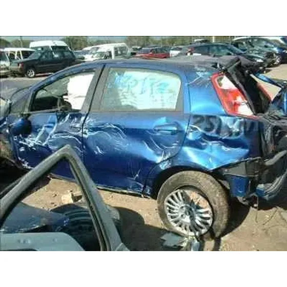 FIAT GRANDE PUNTO (199) '2005 1.4 8V ACTIVE AZUL