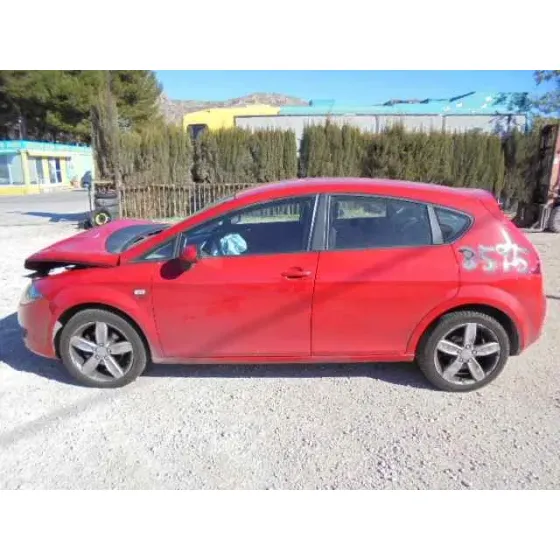 SEAT LEON (1P1) '2008 STYLANCE / STYLE ROJO