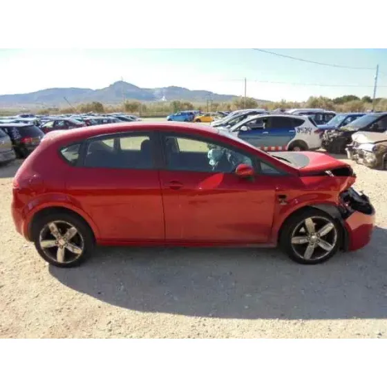 SEAT LEON (1P1) '2008 STYLANCE / STYLE ROJO