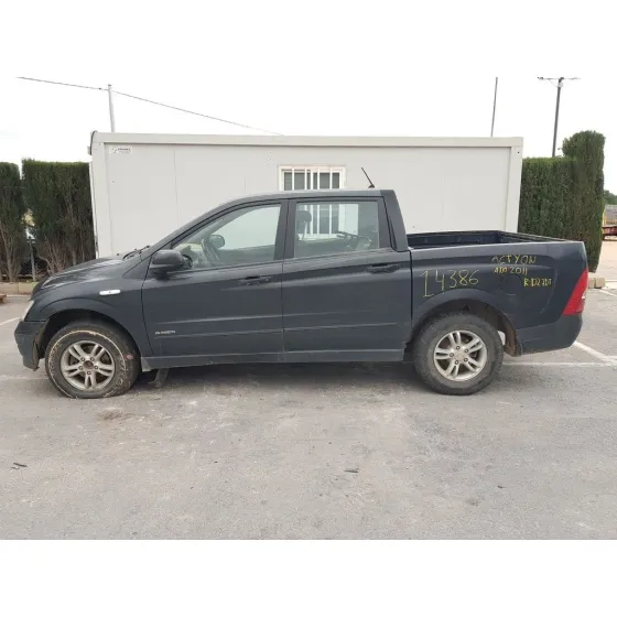 SSANGYONG ACTYON SPORTS '2011 XDI 4WD NEGRO