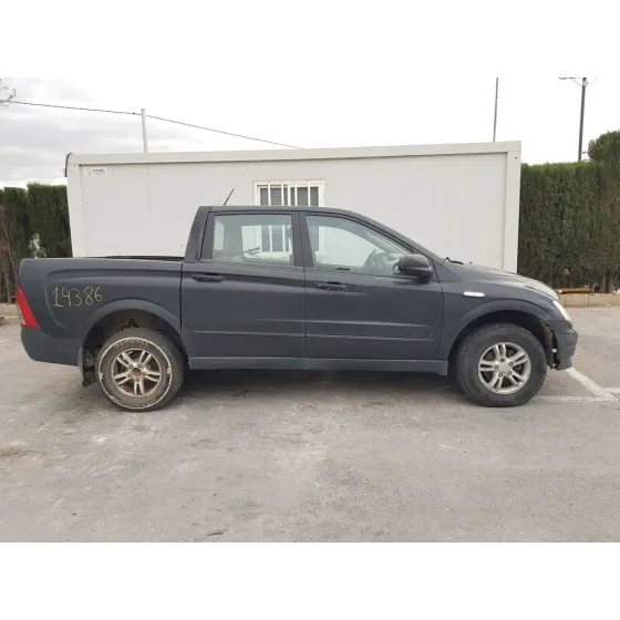 SSANGYONG ACTYON SPORTS '2011 XDI 4WD NEGRO