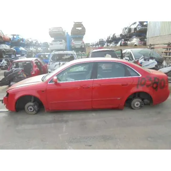 AUDI A4 BERLINA (8E) '2005 3.0 TDI QUATTRO (150KW) ROJO