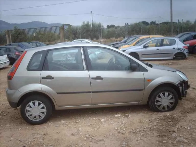 FORD FIESTA (CBK) '2002 AMBIENTE BEIG