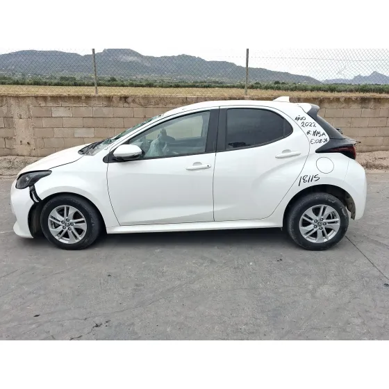 Toyota YARIS (_P21_, _PA1_, _PH1_) 2020