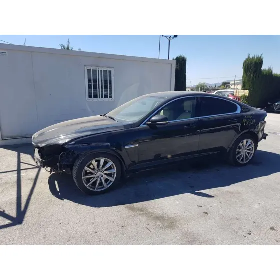 JAGUAR XF '2015 2.2 DIESEL NEGRO