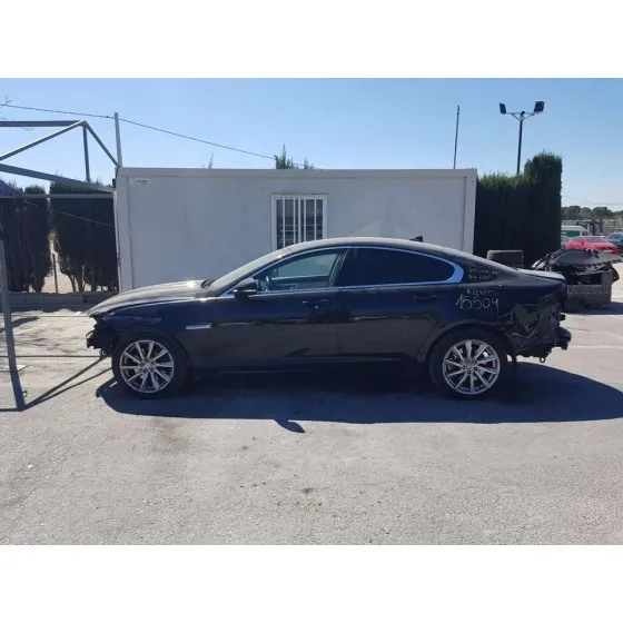 JAGUAR XF '2015 2.2 DIESEL NEGRO