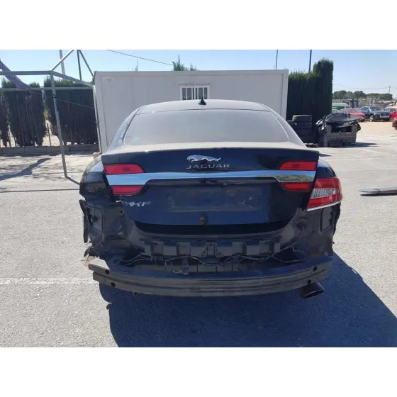 JAGUAR XF '2015 2.2 DIESEL NEGRO
