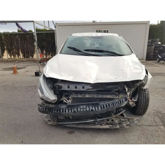 HYUNDAI I20 '2019 ESSENCE BLANCO