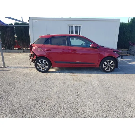 HYUNDAI I20 '2017 FRESH GRANATE