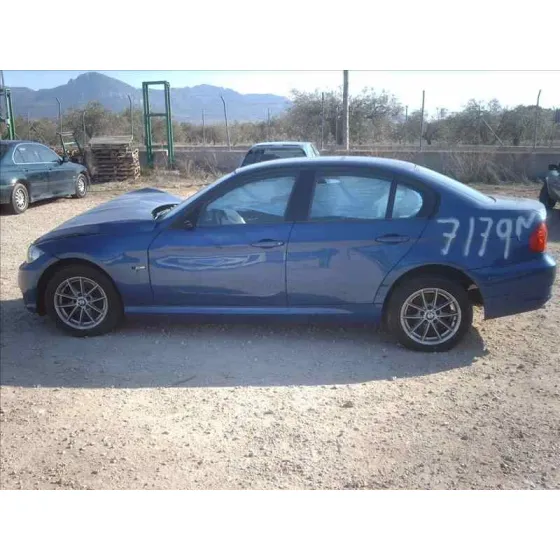 BMW SERIE 3 BERLINA (E90) '2007 318D AZUL