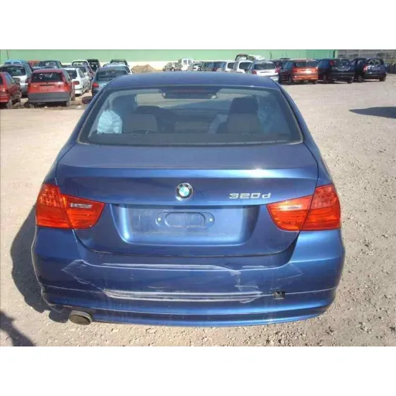 BMW SERIE 3 BERLINA (E90) '2007 318D AZUL