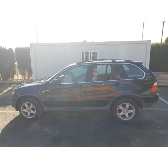 BMW X5 (E53) '2001 4.4I AUTOMATICO NEGRO