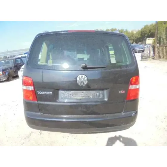 VOLKSWAGEN TOURAN (1T1) '2004 ADVANCE NEGRO
