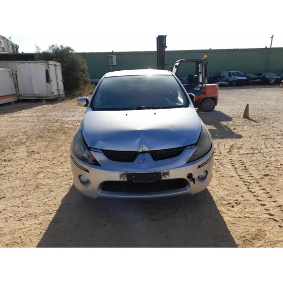 Mitsubishi GRANDIS (NA_W) 2005