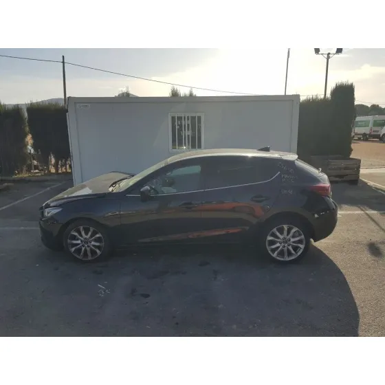MAZDA 3 LIM. () '2016 STYLE NEGRO