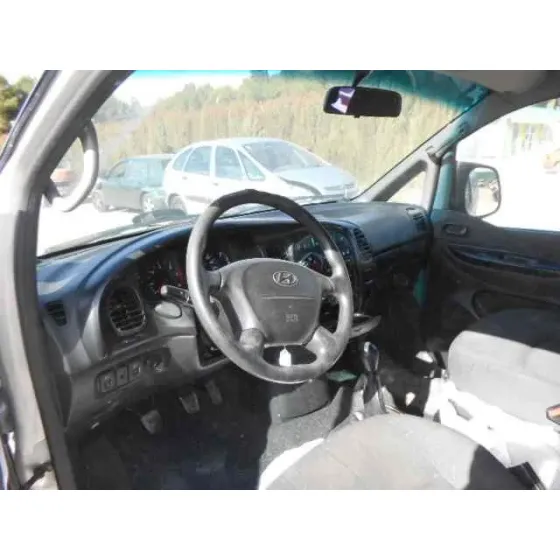 HYUNDAI H 1 STAREX '2001 H 1 STAREX TD GRIS