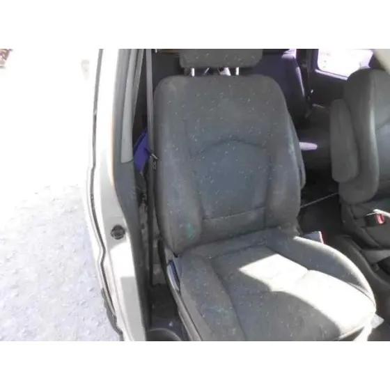 HYUNDAI H 1 STAREX '2001 H 1 STAREX TD GRIS