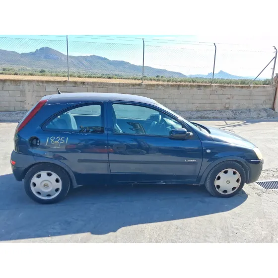 Opel CORSA C (X01) 2000