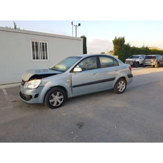 KIA RIO '2006 1.4 ACTIVE AZUL CLARO
