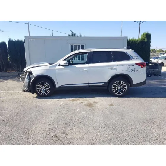 MITSUBISHI OUTLANDER (GF0) '2017 MOTION 2WD BLANCO