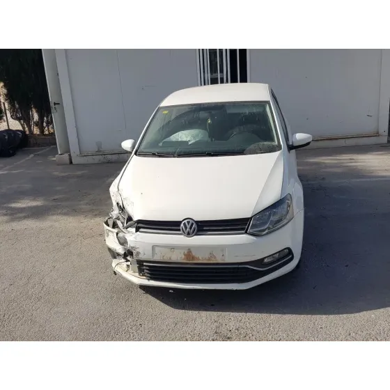 VOLKSWAGEN POLO (6R1) '2015 5 PUERTAS BLANCO