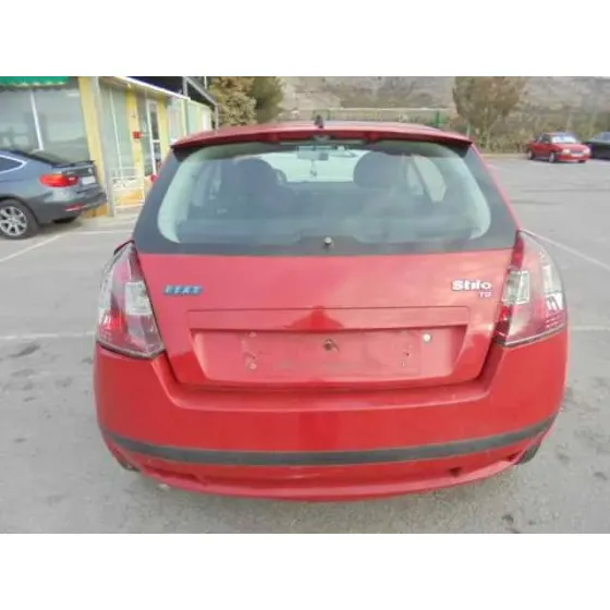 FIAT STILO (192) '2003 1.9 JTD 115 ROJO