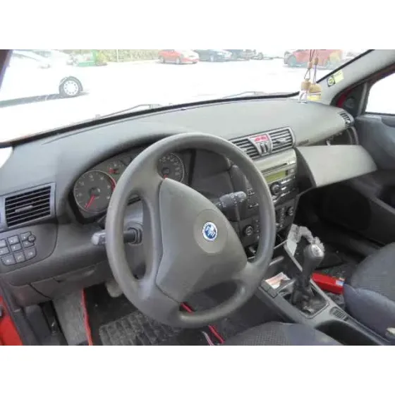 FIAT STILO (192) '2003 1.9 JTD 115 ROJO