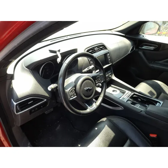 Jaguar F-PACE (X761) 2015
