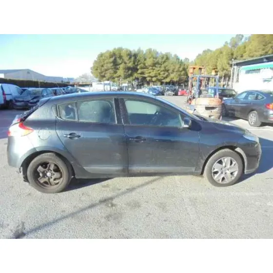 RENAULT MEGANE III BERLINA 5 P '2012 EXPRESSION GRIS OSCURO