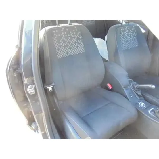 RENAULT MEGANE III BERLINA 5 P '2012 EXPRESSION GRIS OSCURO