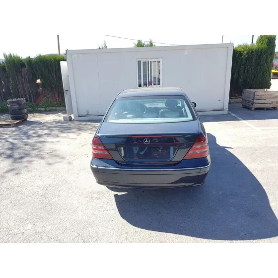 MERCEDES CLASE C (W203) BERLINA '2004 220 CDI (LA) (203.008) NEGRO