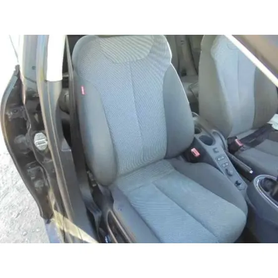 SEAT LEON (1P1) '2006 REFERENCE NEGRO