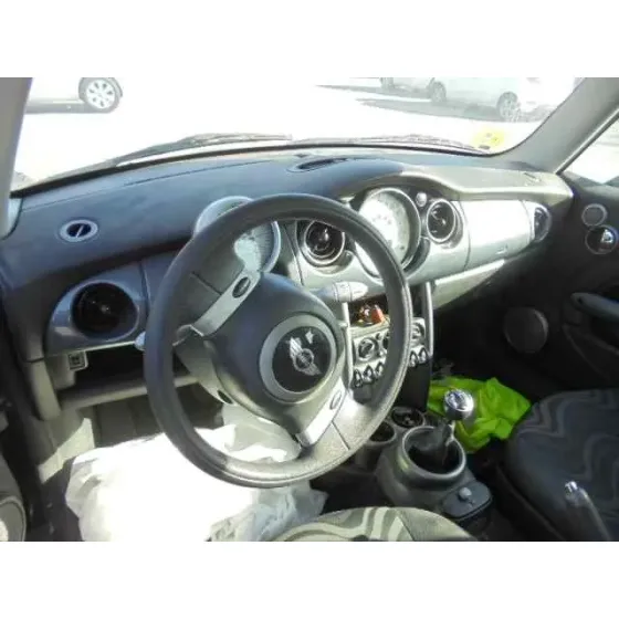 MINI MINI (R50,R53) '2004 ONE NEGRO