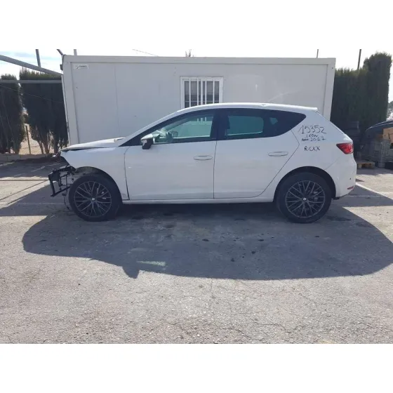 SEAT LEON (5F1) '2017 REFERENCE BLANCO
