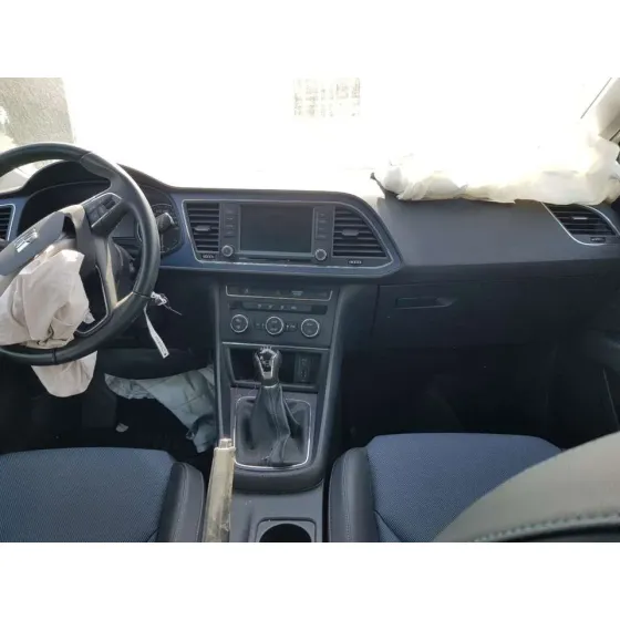 SEAT LEON (5F1) '2017 REFERENCE BLANCO