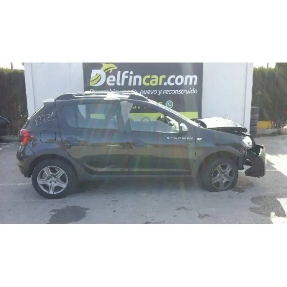 DACIA SANDERO '2018 STEPWAY NEGRO