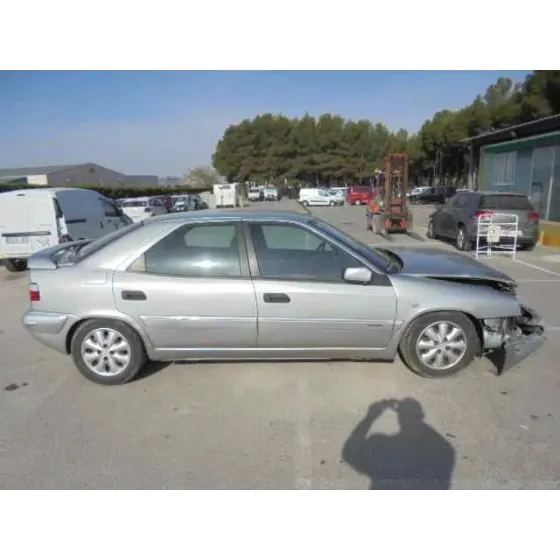 CITROEN XANTIA BERLINA '2001 2.0 HDI 90/110 ATTRACTION GRIS