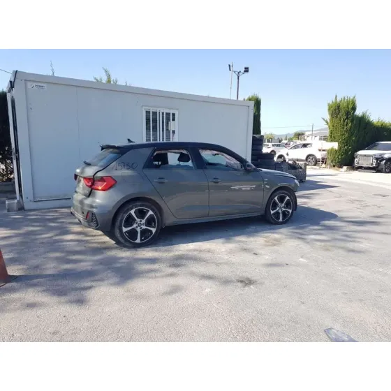 AUDI A1 SPORTBACK (GBA) '2021 25 TFSI BLACK LINE GRIS OSCURO