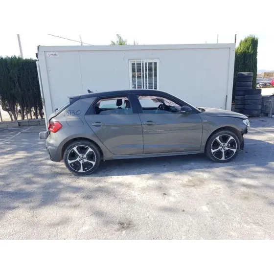 AUDI A1 SPORTBACK (GBA) '2021 25 TFSI BLACK LINE GRIS OSCURO