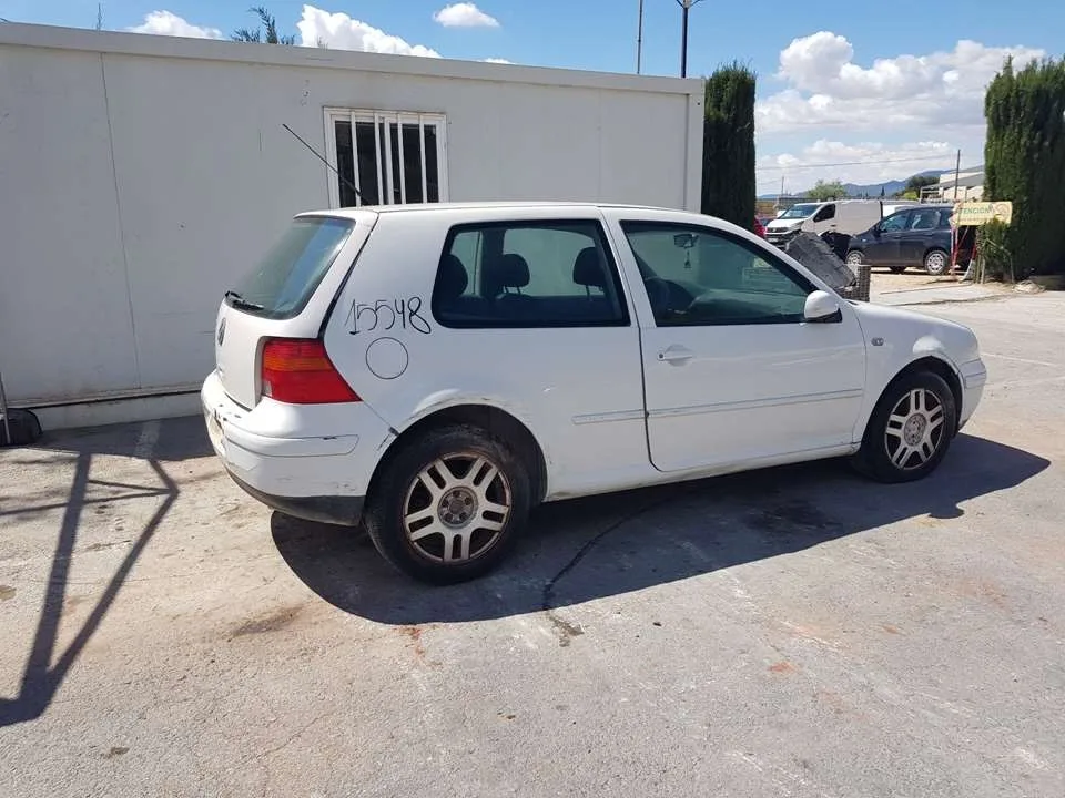 VOLKSWAGEN GOLF IV BERLINA (1J1) '2001 EDITION (DIESELMOTOR) BLANCO