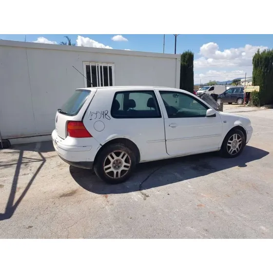 VOLKSWAGEN GOLF IV BERLINA (1J1) '2001 EDITION (DIESELMOTOR) BLANCO
