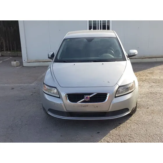VOLVO S40 BERLINA '2007 1.6 D KINETIC GRIS