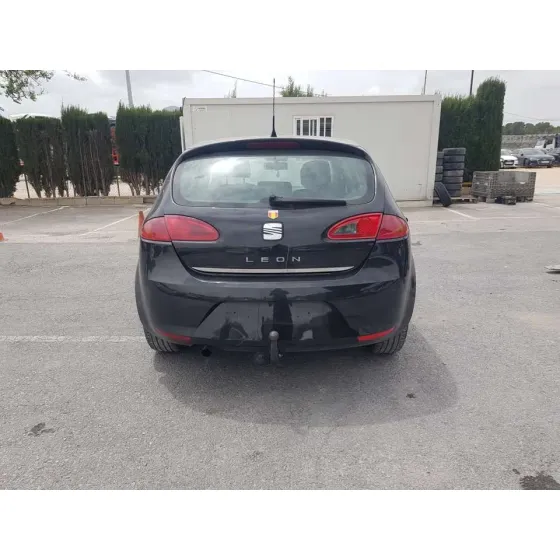 SEAT LEON (1P1) '2007 REFERENCE NEGRO