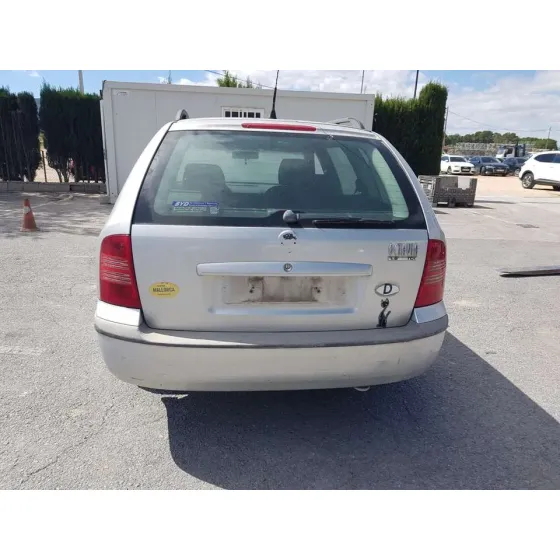 SKODA OCTAVIA COMBI (1U5) '2004 AMBIENTE GRIS