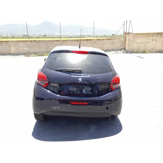 Peugeot 208 I (CA_, CC_) 2012