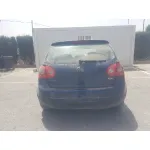 VOLKSWAGEN GOLF V BERLINA (1K1) '2004 TRENDLINE AZUL