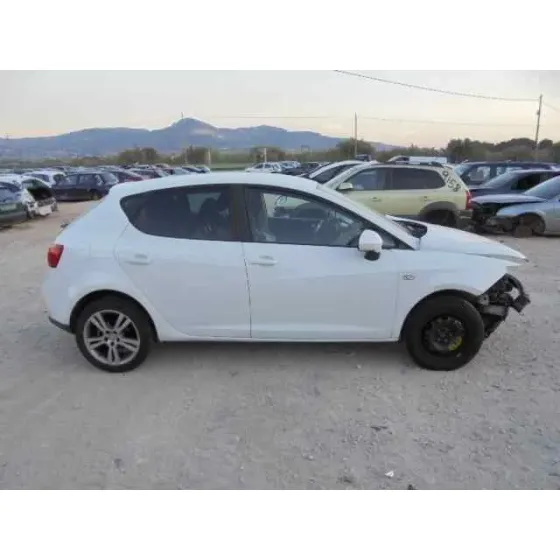 SEAT IBIZA (6J5) '2010 STYLANCE / STYLE BLANCO