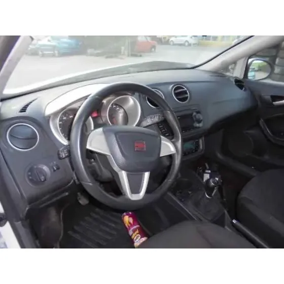 SEAT IBIZA (6J5) '2010 STYLANCE / STYLE BLANCO